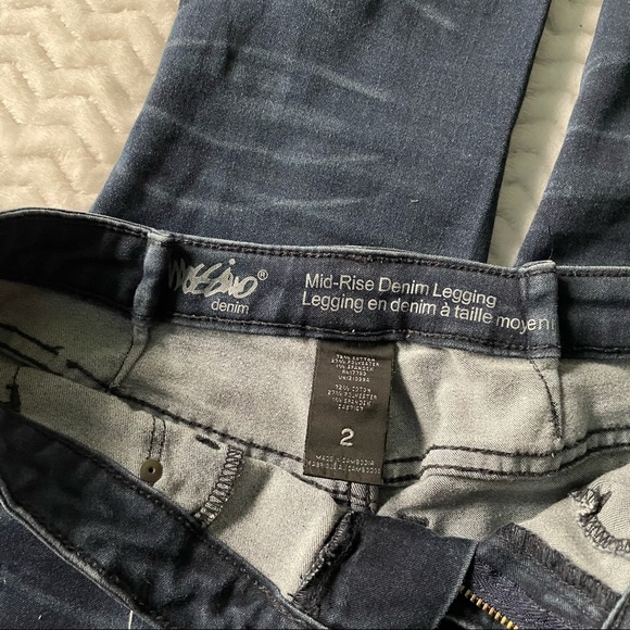 Mossimo Mid Rise Legging Jeans - Picture 3 of 4